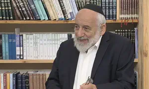 מילה אחת ברכבת שהובילה להצלת חיים בשואה