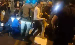 עימותים ורימוני הלם: כביש מספר 4 נחסם