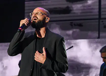 מרגש: אברהם טל  שר 'ממקומך'