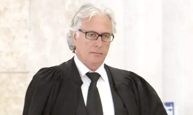 'We have enough evidence to pull Bar's affidavit to pieces'