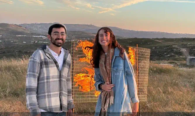 Hostage's sister gets engaged