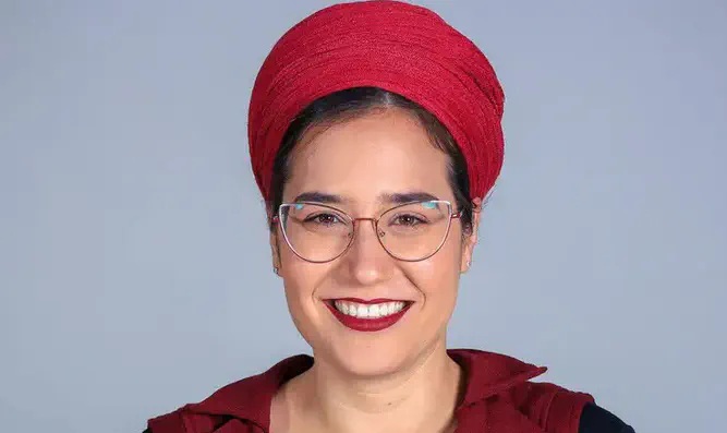 Tze'ela Gez’s cornea donation restores sight to two