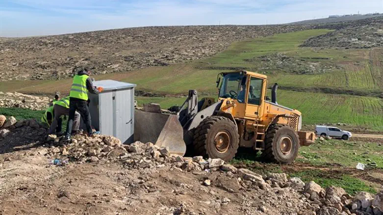 המפתח להכל טמון במשילות