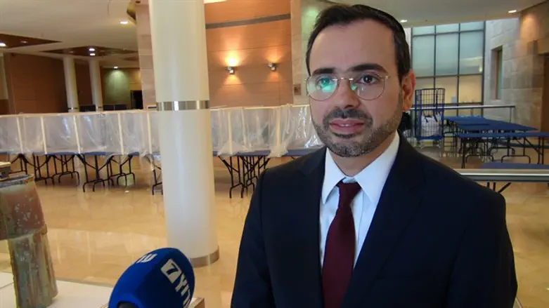 Уриэль Буссо