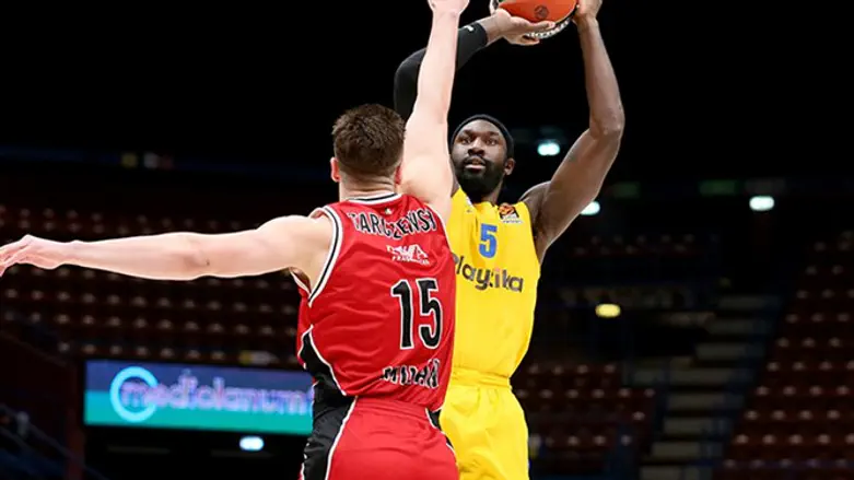 האנטר הערב מול מילאנו