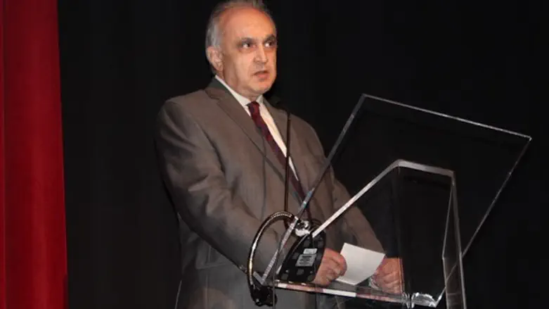 Frank Nikbakht