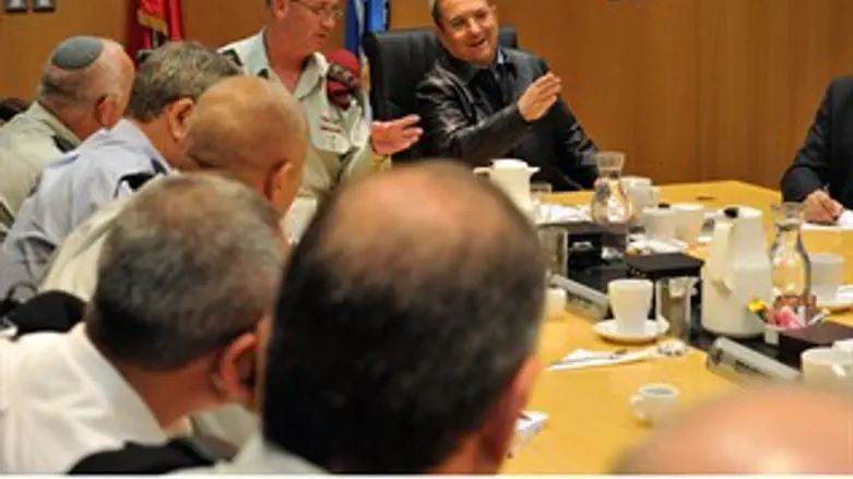 ברק בפורום מטכ"ל. היום