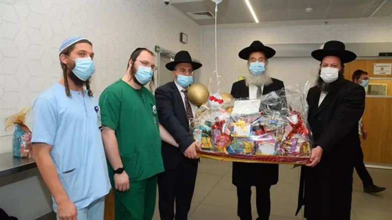 חלוקת משלוחי המנות