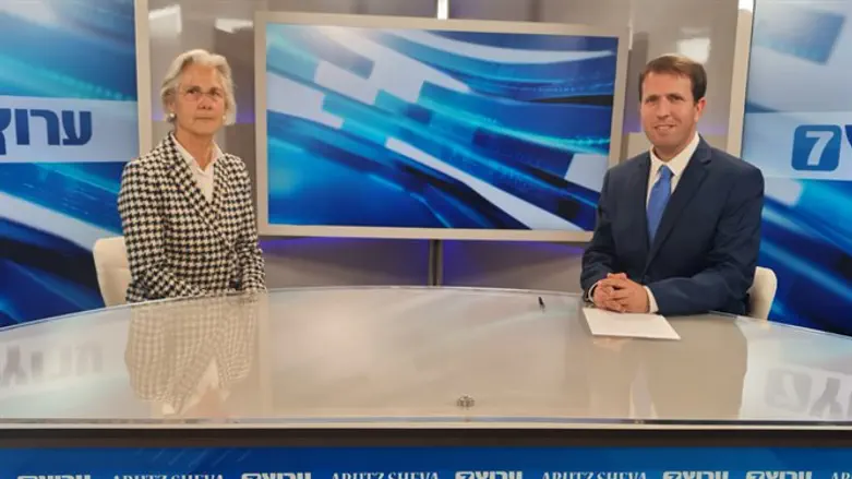 Д-р Сюзанна Васум-Райнер и Йони Кемпински