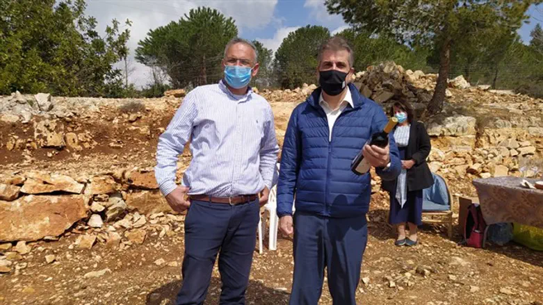 אלי כהן ושי אלון