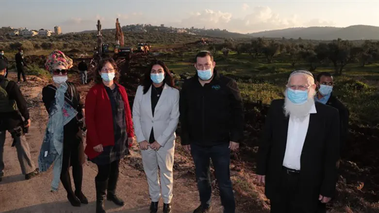 מחברים את ישראל - גם ביהודה ושומרון