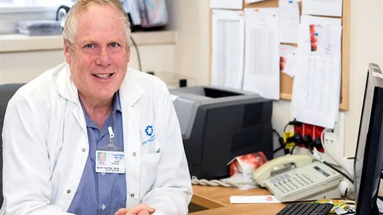 פרופ' יחיאל שלזינגר מנהל מחלקת ילדים בשערי צדק