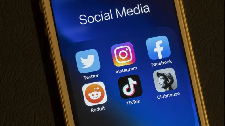 רשתות חברתיות, קלאבהאוס