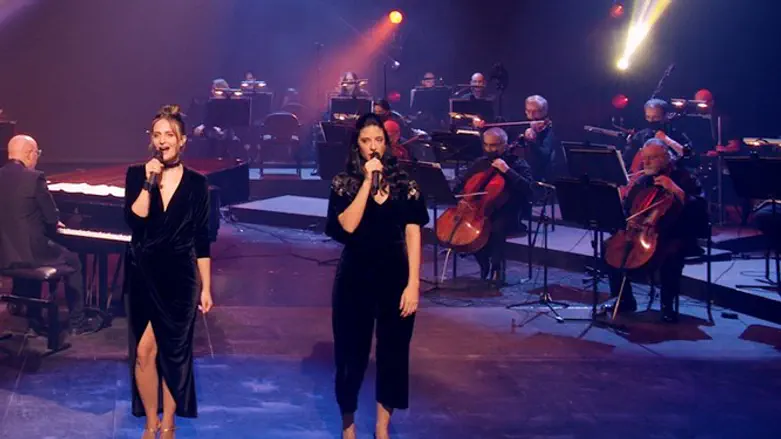 האופרה חוזרת