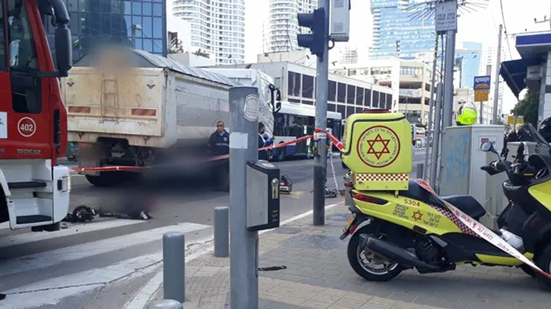 זירת התאונה בתל אביב
