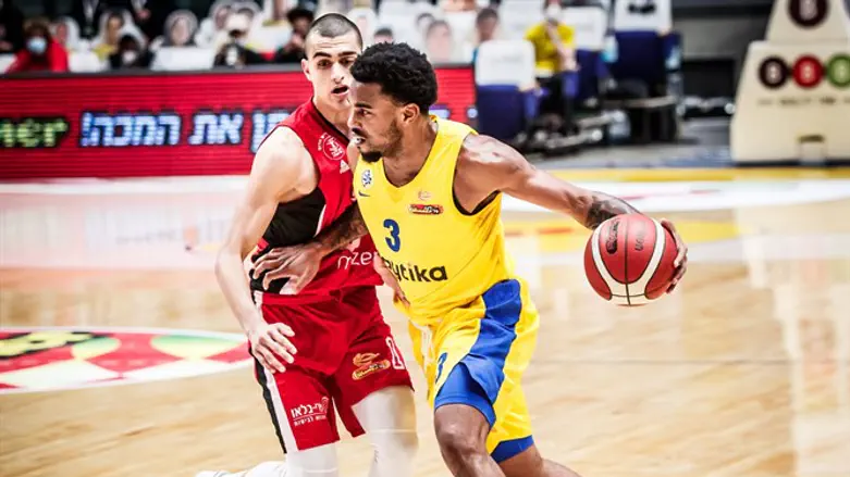 ג'ונס מול מדר הערב