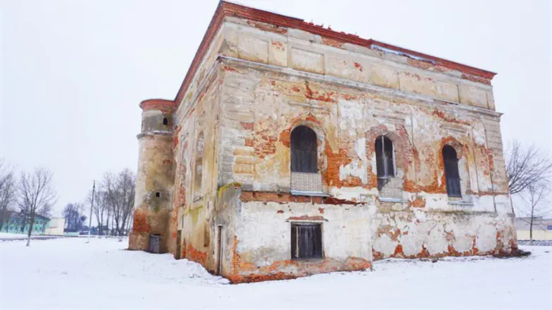 Bykhovskaya old synagogue in Belarus