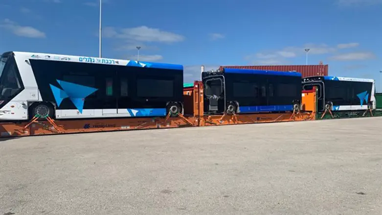 רכבת חשמלית על גלגלים