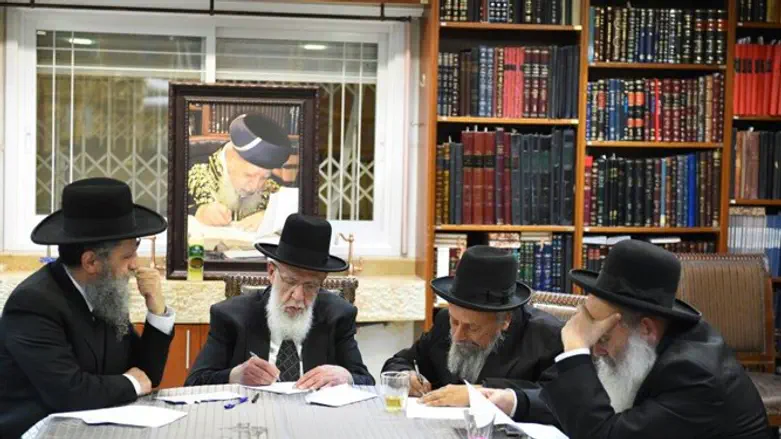 מועצת חכמי התורה, הערב