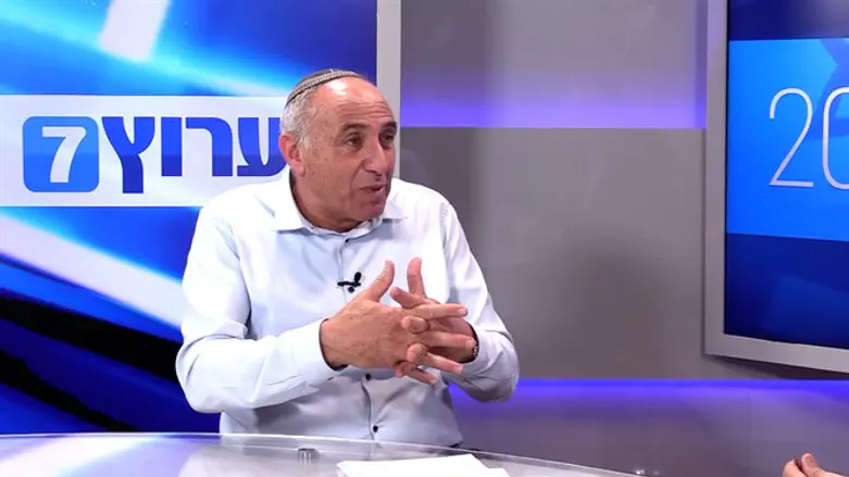 Moti Yogev at Arutz Sheva's studio