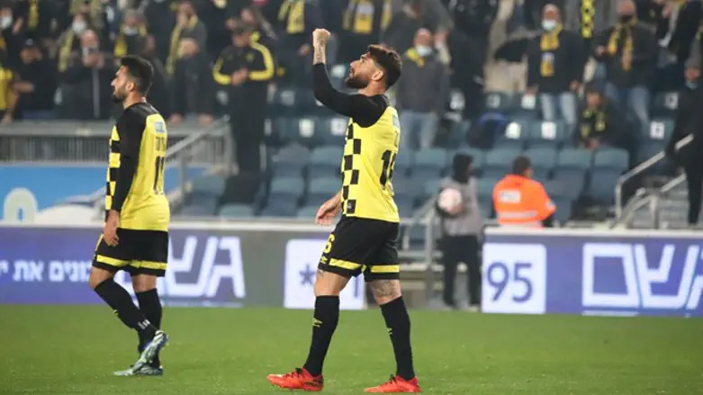 עטר חוגג את שער השיוויון הערב