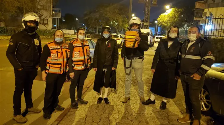 The EMTs involved in the rescue