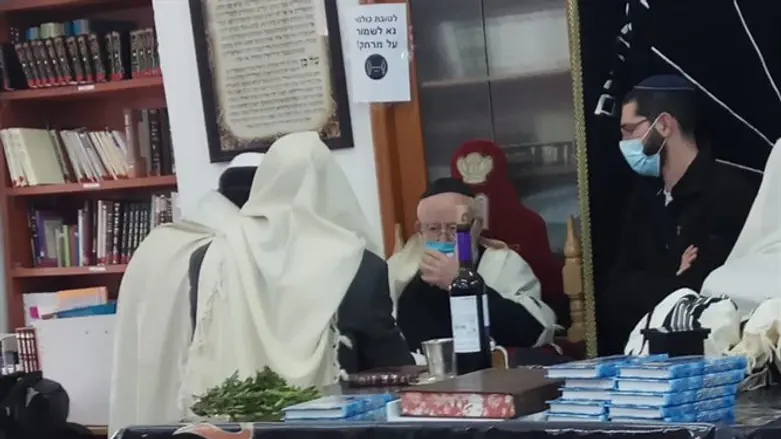 Brit Milah of Rabbi Ettinger's grandson