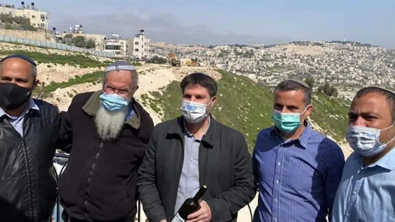 סמוטריץ' בנוף ציון