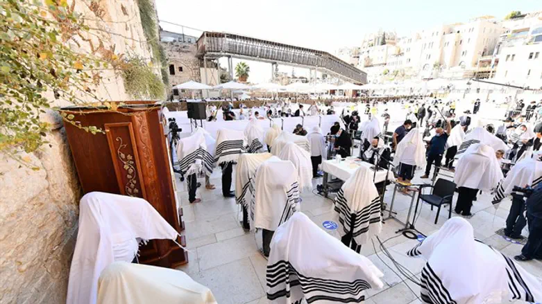 ברכת כהנים בכותל המערבי