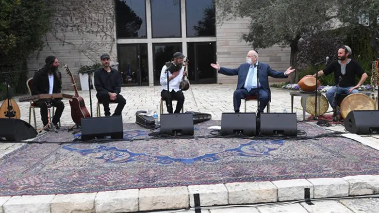 שרים ולומדים