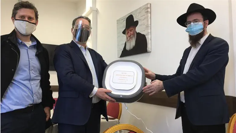  Installation of Covid-19 Air Purifiers at Golders Green Chabad House