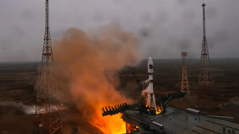 שיגור הלוויינים בקזחסטן