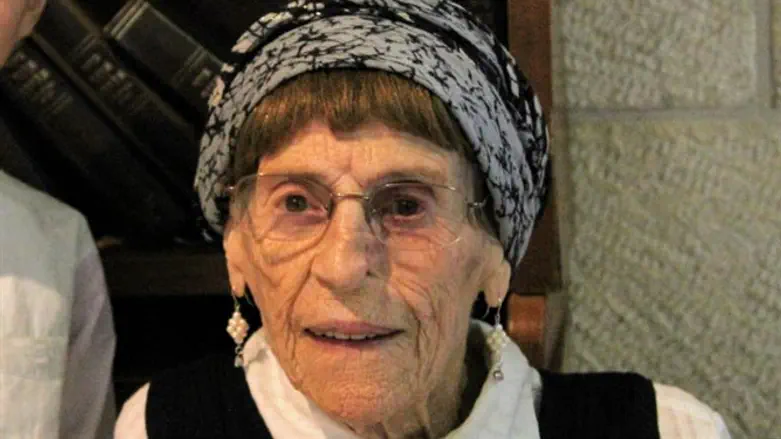 אביבה סרנה סגל