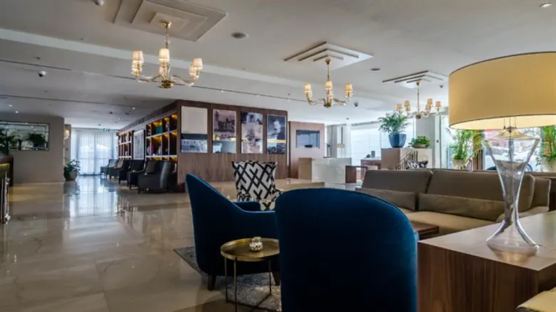 Herbert Samuel hotel