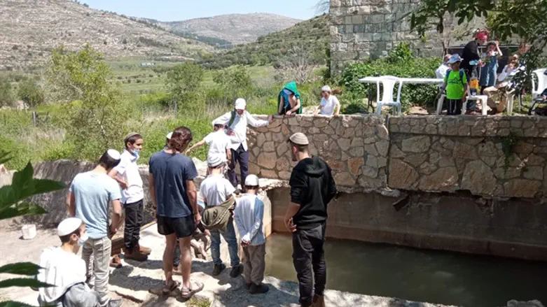 ההפנינג ב'חאן לבונה'