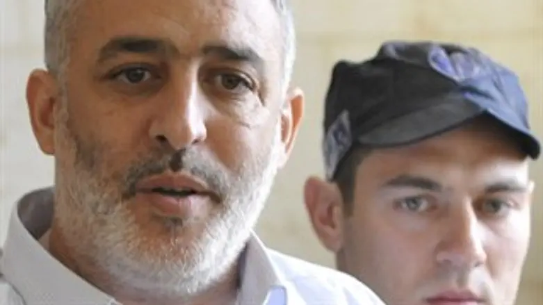 לוי בבית המשפט. ארכיון