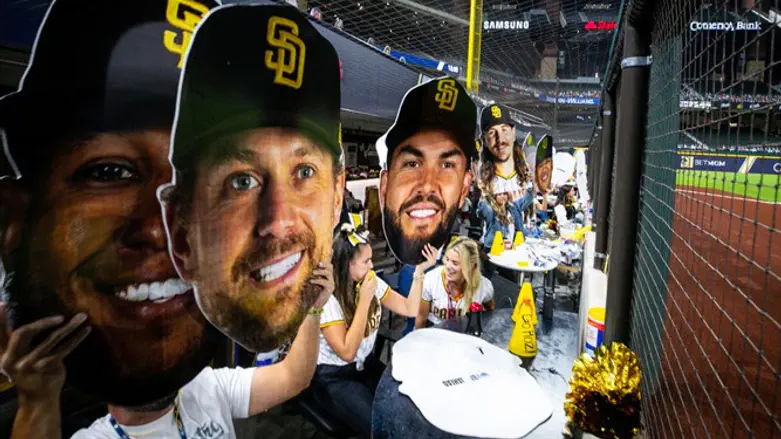 Fans return to the ballpark