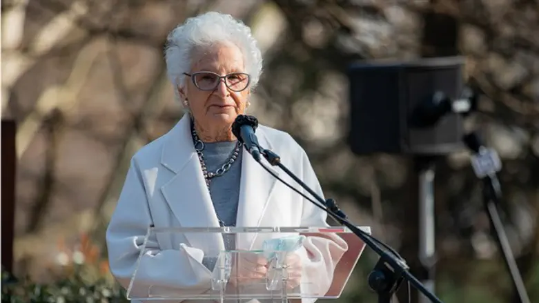 Liliana Segre speaks at a Milan ceremony honoring rescuers of Jews during the Holocaust