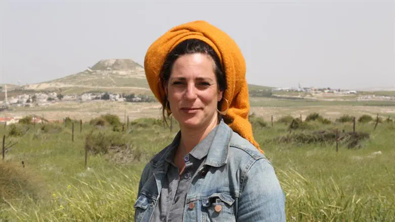 דבורה זגורי