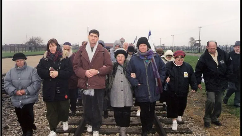 יום השואה הראשון בלי אמא