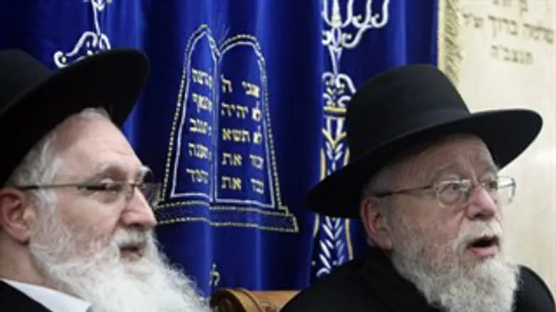 הרב דב ליאור והרב יעקב יוסף