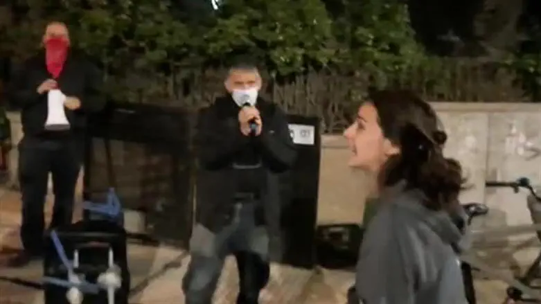 Balfour protesters ignore neighbors