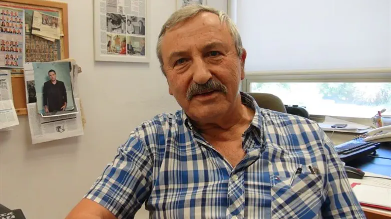 היוצר. גדעון אלון