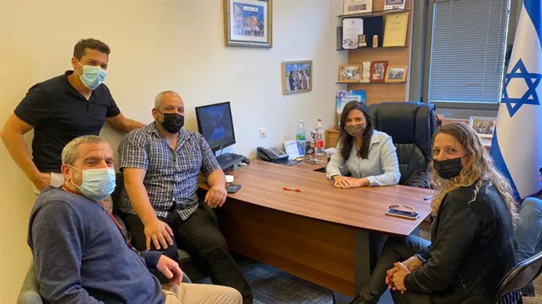 Shaked meets Young Settlement Forum leaders