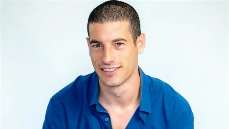 יעקב עציון