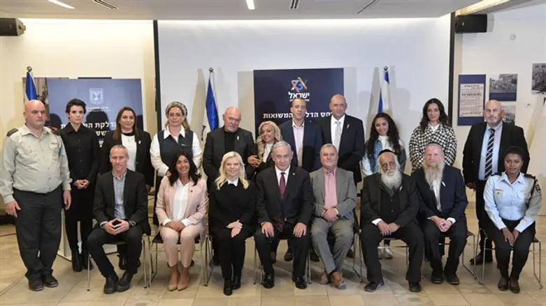 מדליקי המשואות