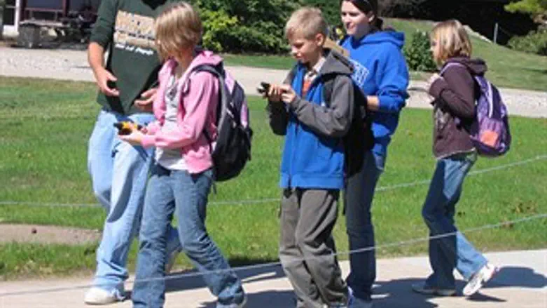 התלמידים עם GPS