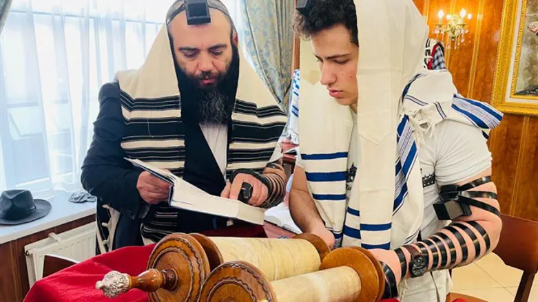 בית הכנסת 'תפילה למשה' במרכז החסד היהודי