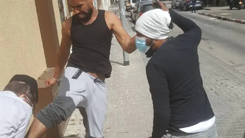 תקיפת מנכ''ל ישיבת ההסדר ביפו, משה שנדוביץ