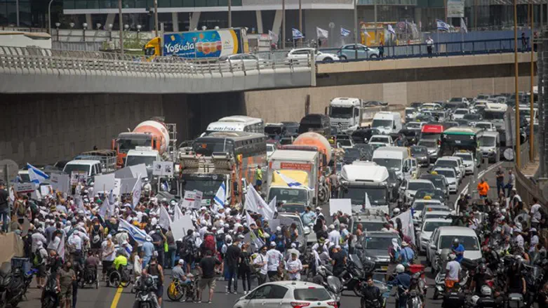 הפגנת נכי צה"ל בתל אביב